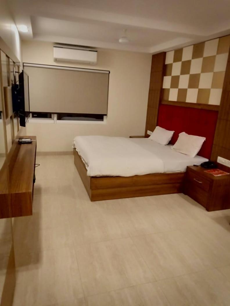 Hotel Avtar @New Delhi Railway Station Exteriör bild
